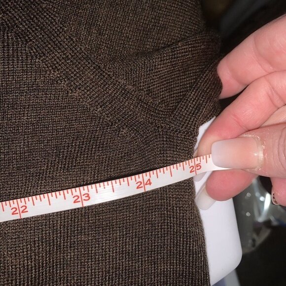 J.Crew Mens Italian 100% Merino Wool Brown V Neck Pullover Sweater Size XL - Picture 8 of 8